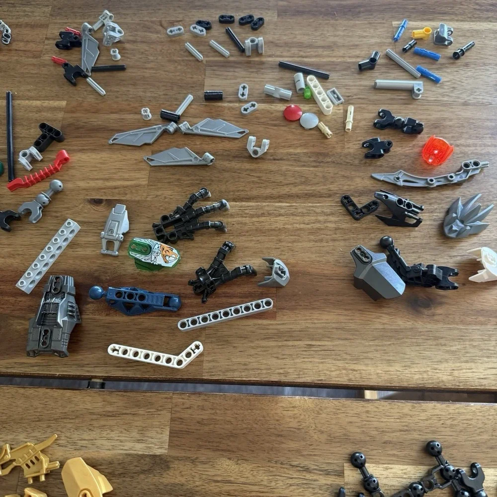 LEGO BIONICLE Hero Factory Bulk Lot of 200+ Parts Pieces 1 LB+ SEE PICTURES!
